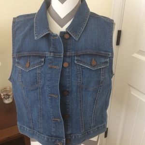Loft denim vest